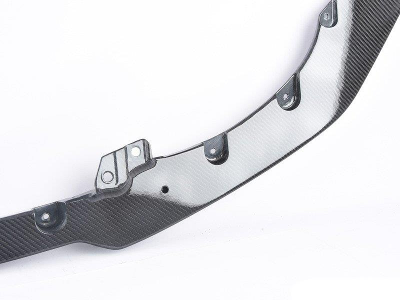 F8X M3/M4 Carbon Fiber Chassis Mounted CS-style Front Lip
